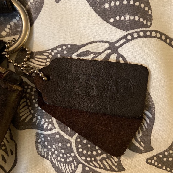 Vintage Coach EOC-9457
CHELSEA SLIM DARK Crossbody Leather - Picture 4 of 13